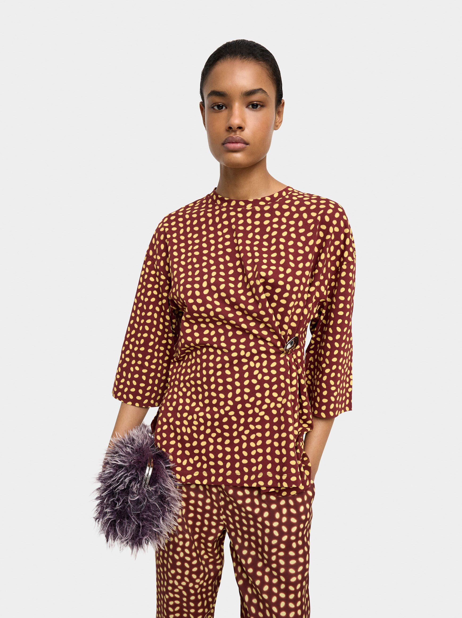 Resim %100 Pamuk Drapeli Detaylı Baskılı Bluz