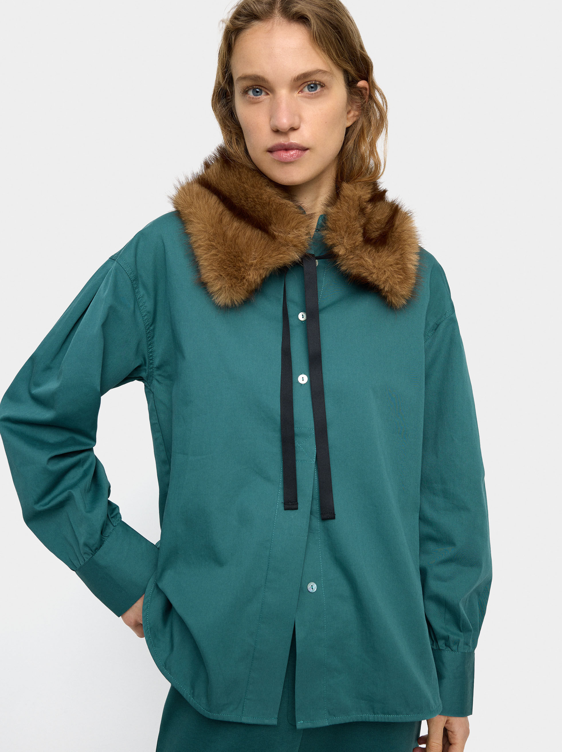 Resim %100 Pamuklu Uzun Kollu Gömlek