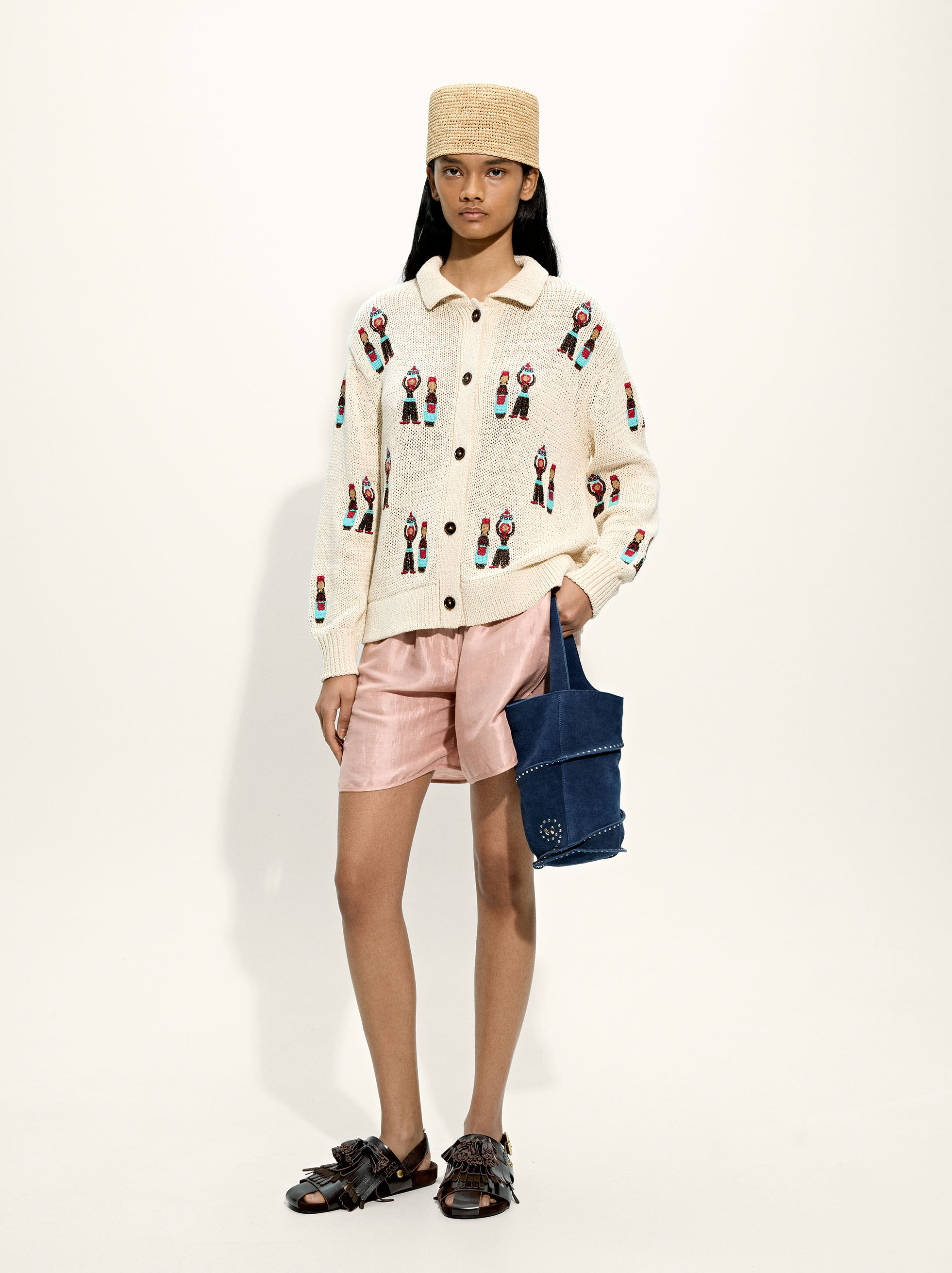 Resim Nakışlı Örgü Hırka