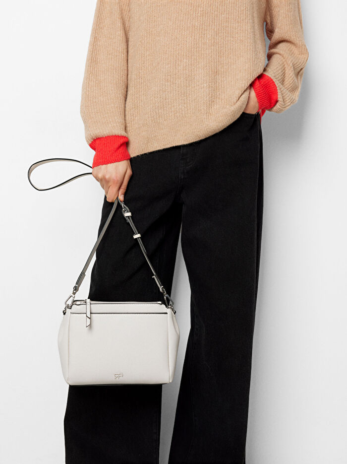 Çapraz Askılı Çanta