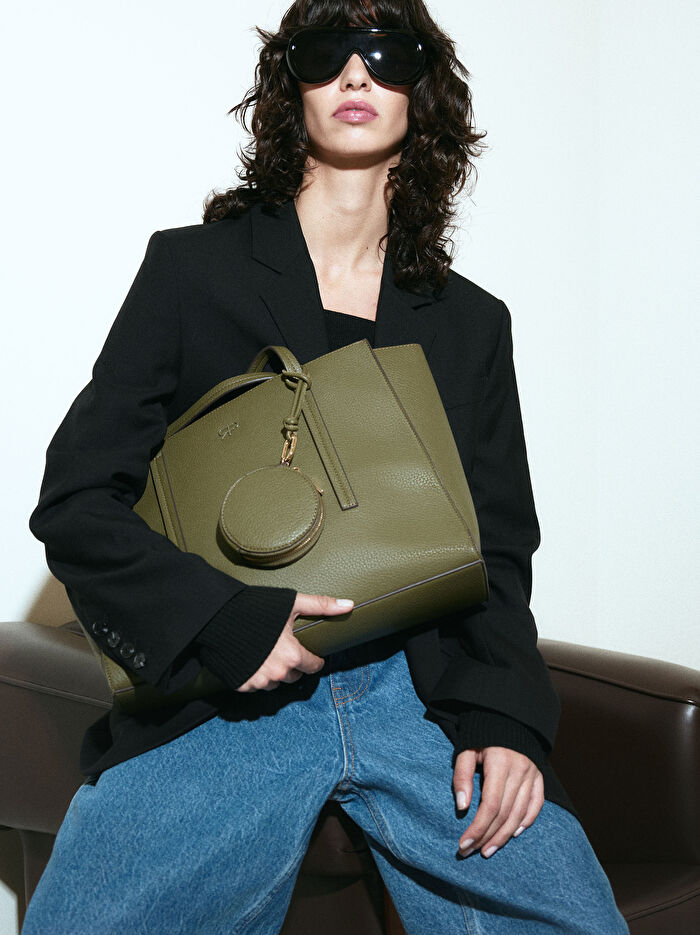 Charm'lı Shopper Çanta