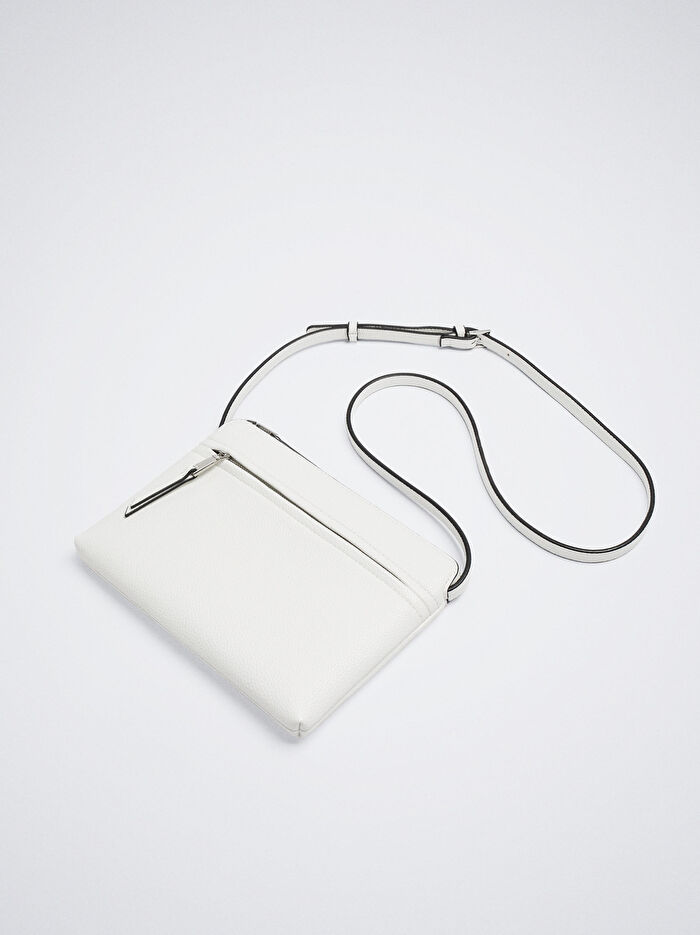 Dış Cepli Çapraz Askılı Çanta 