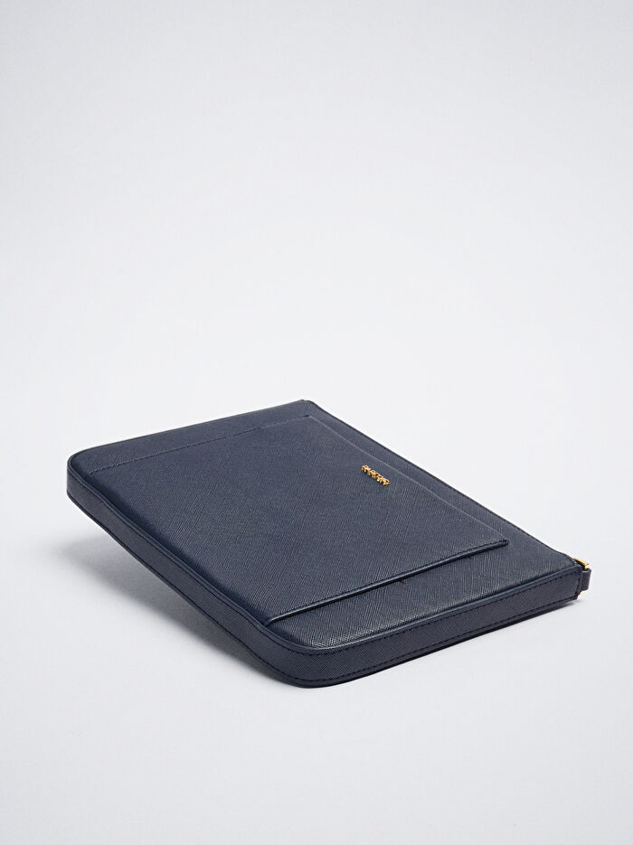 Dış Cepli Çapraz Askılı Çanta 