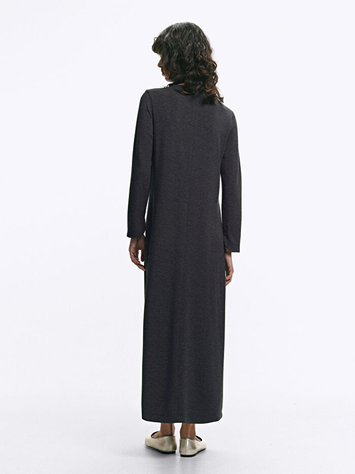 Yırtmaçlı Uzun Elbise