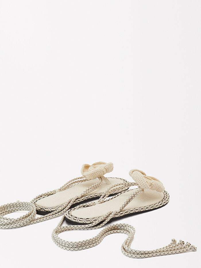 Kroşe Bantlı Sandalet