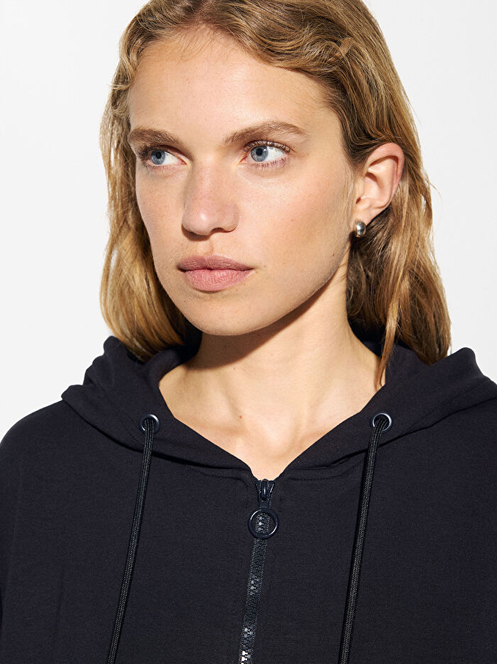 Fermuarlı Kapüşonlu Hoodie