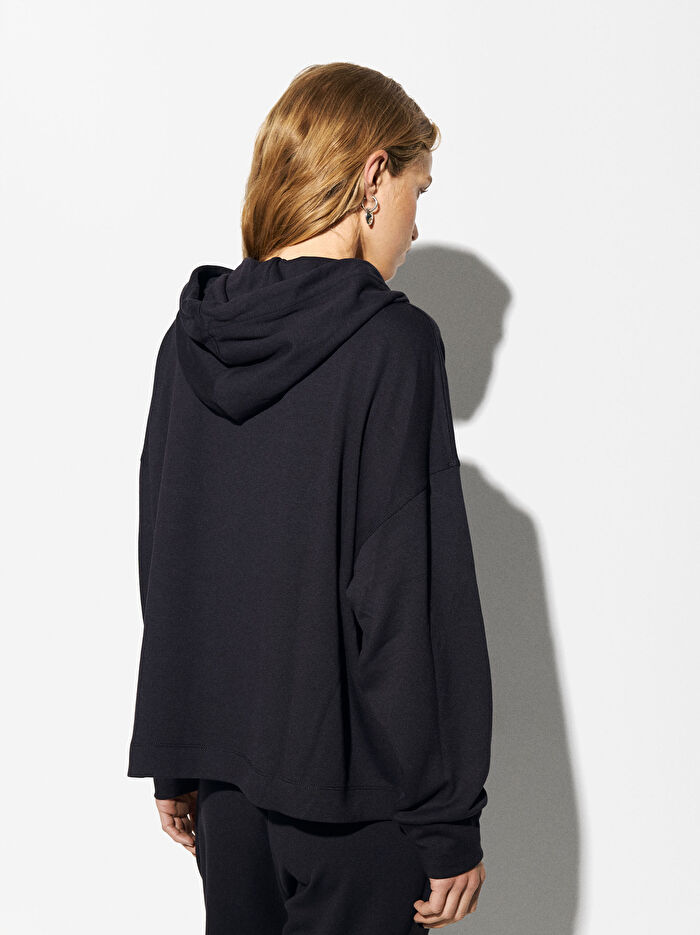 Fermuarlı Kapüşonlu Hoodie