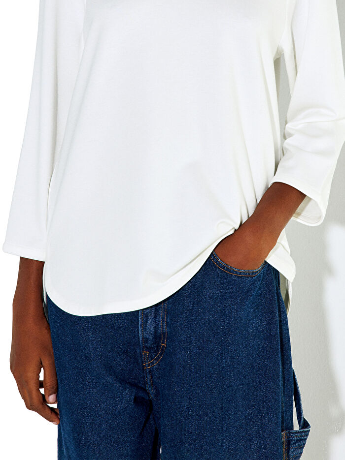 Yuvarlak Yaka T-Shırt