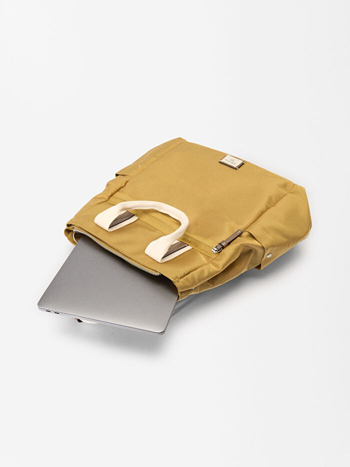 Teknik Kumaş 13 İnç Laptop Sırt Çantası