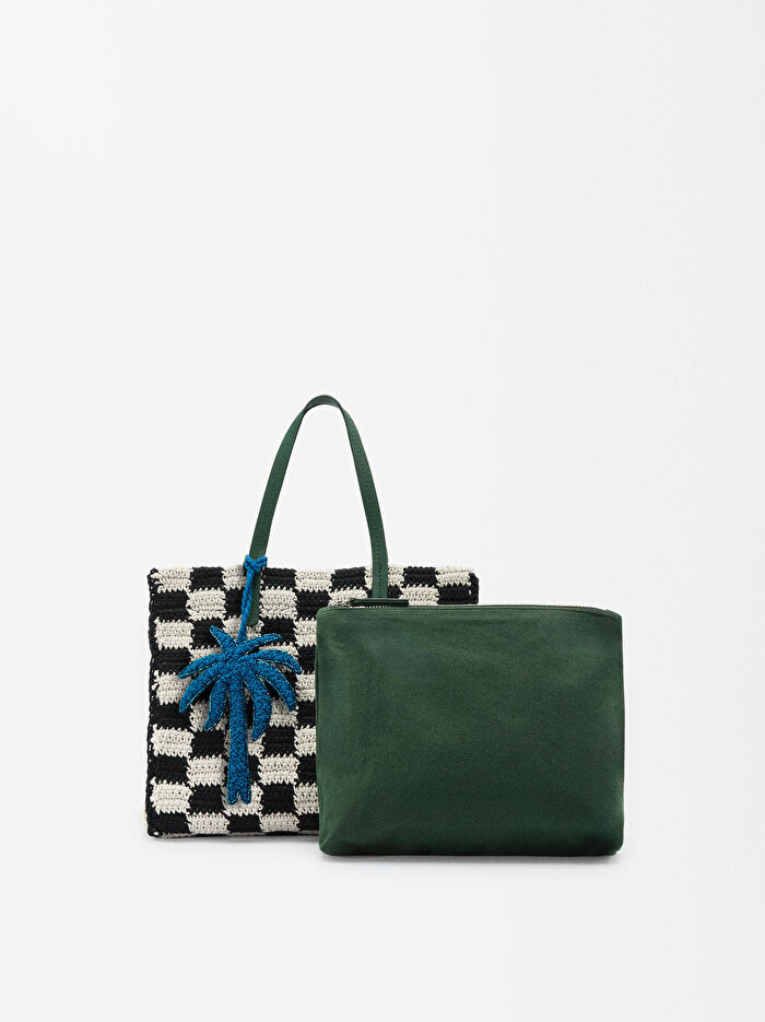 Kroşe Örgü Charm'lı Tote Çanta