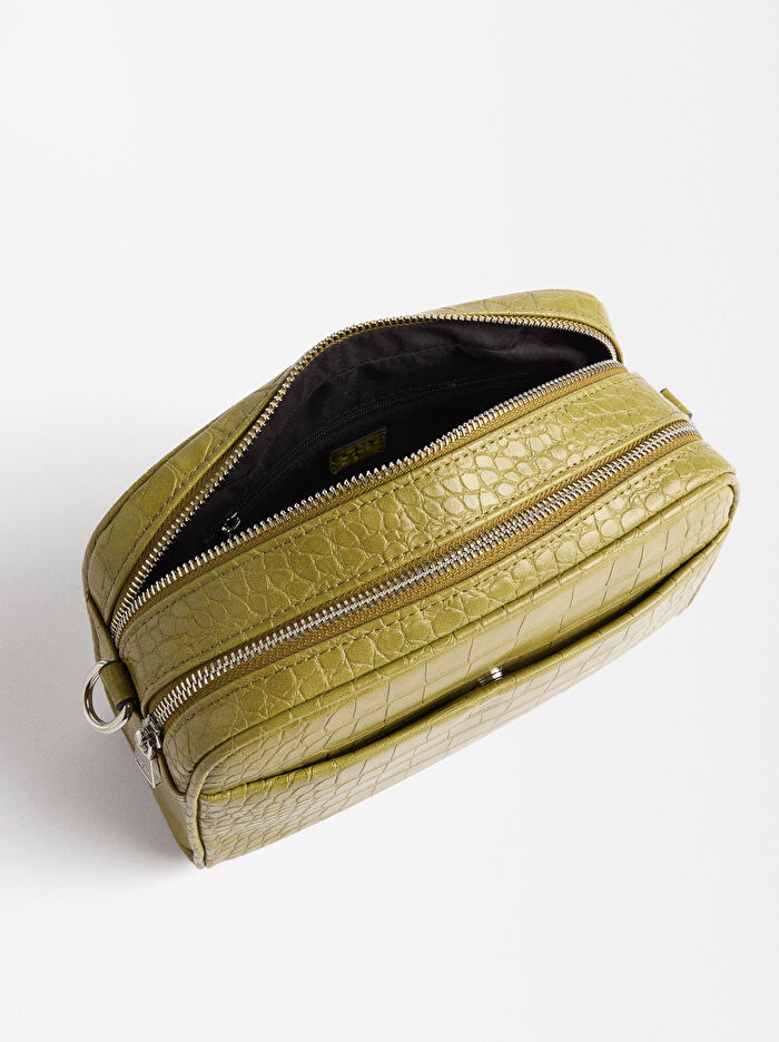 Deri Görünümlü Çapraz Askılı Çanta