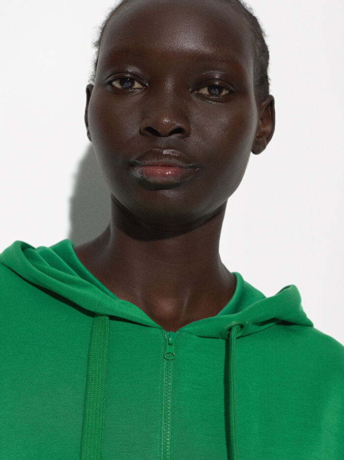 Uzun Kollu Sweatshirt