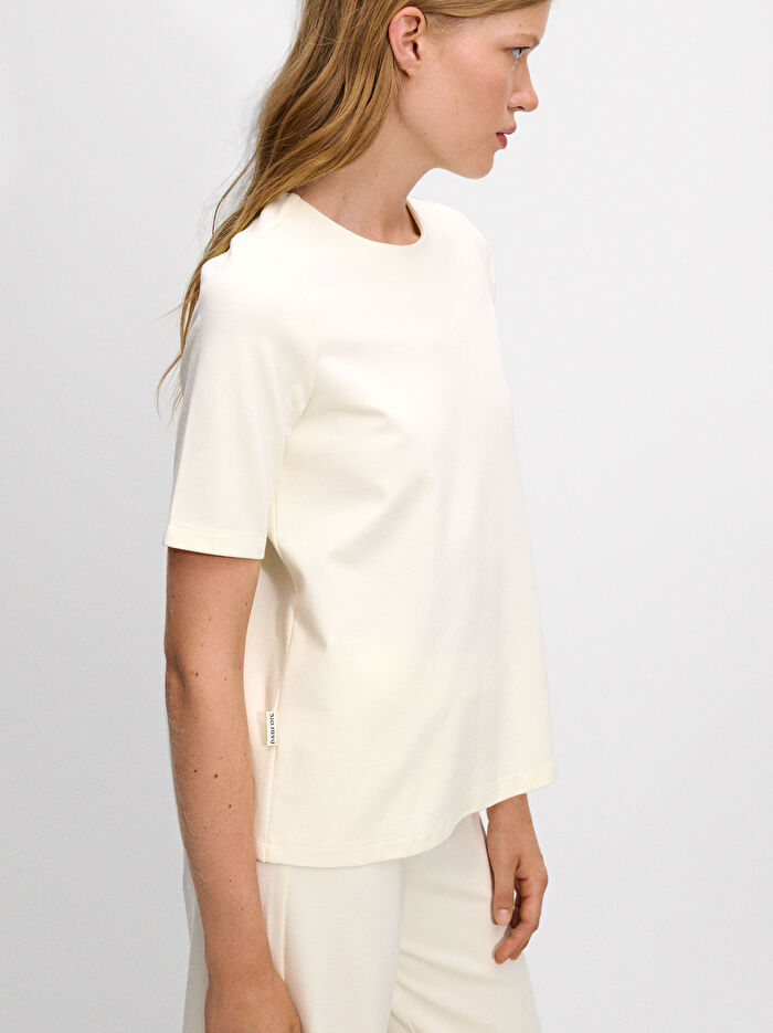 Yuvarlak Yaka T-Shirt