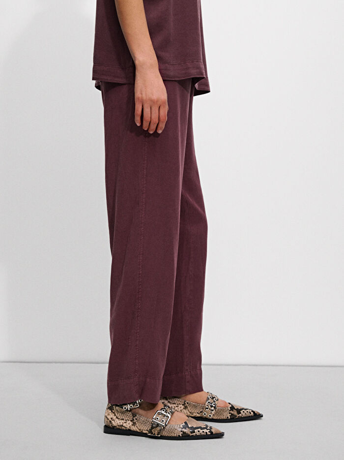 Dökümlü Düz Pantolon