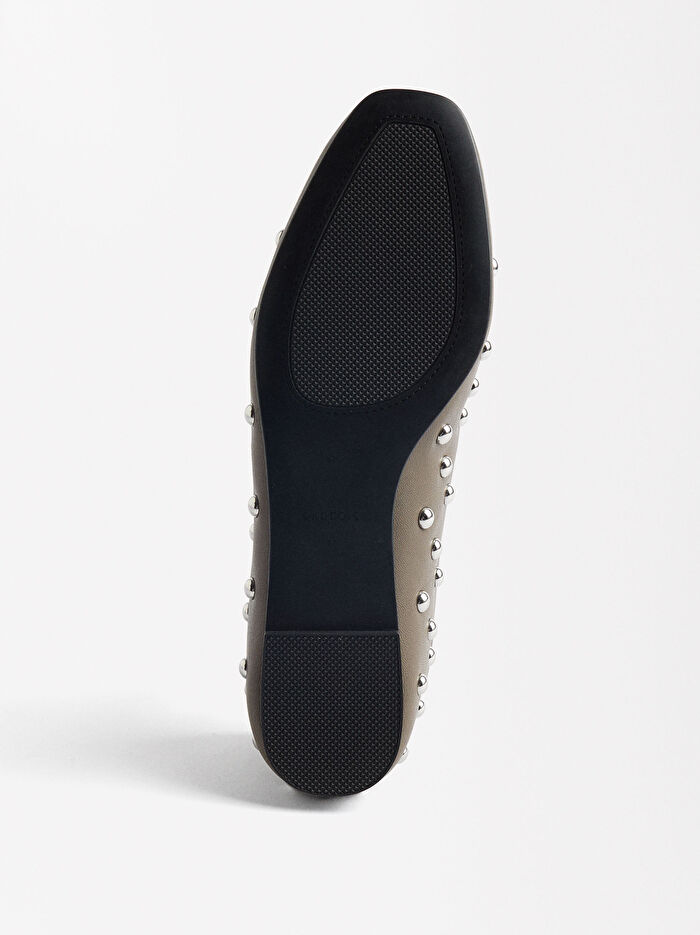 Zımba Detaylı Babet