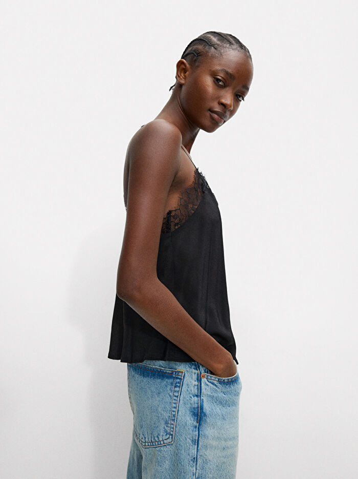 Dantel Askılı Üst