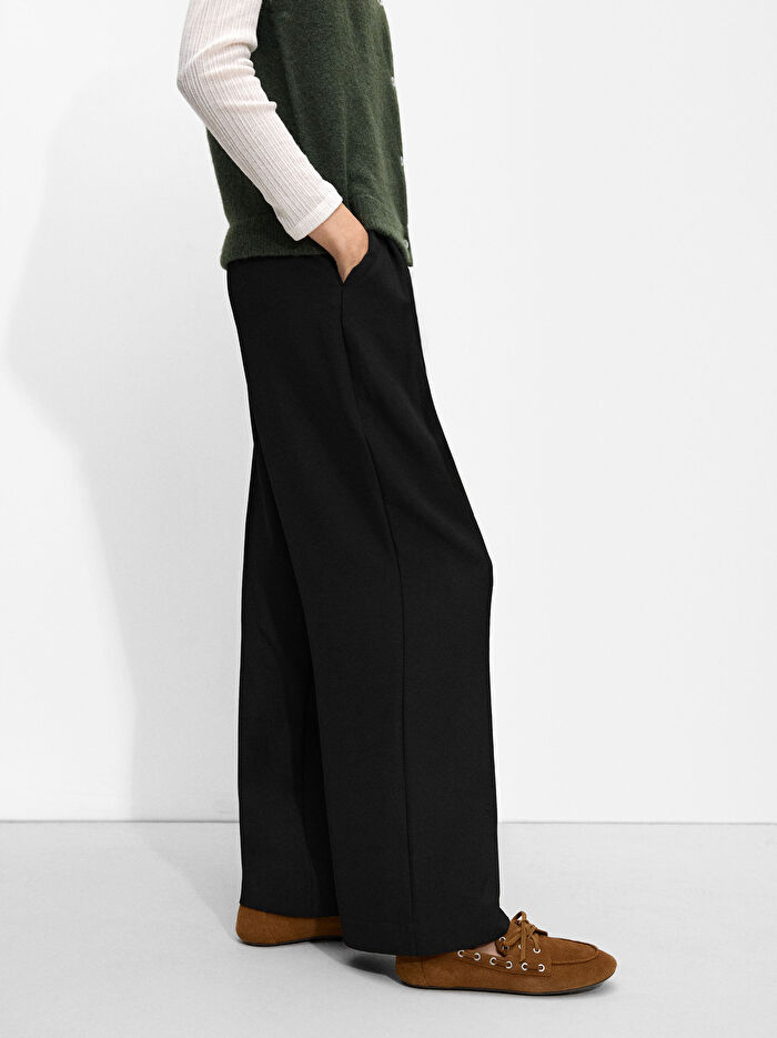 Pile Dökümlü Pantolon