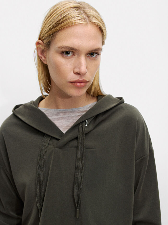 Kapüşonlu Hoodie