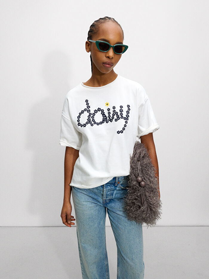 Daisy İşlemeli T-Shirt