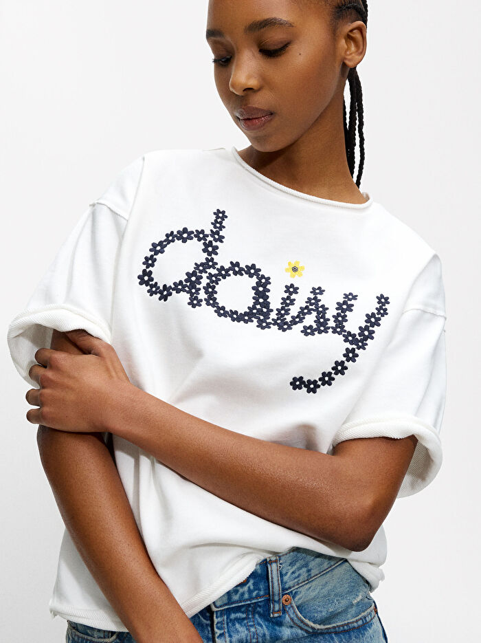 Daisy İşlemeli T-Shirt