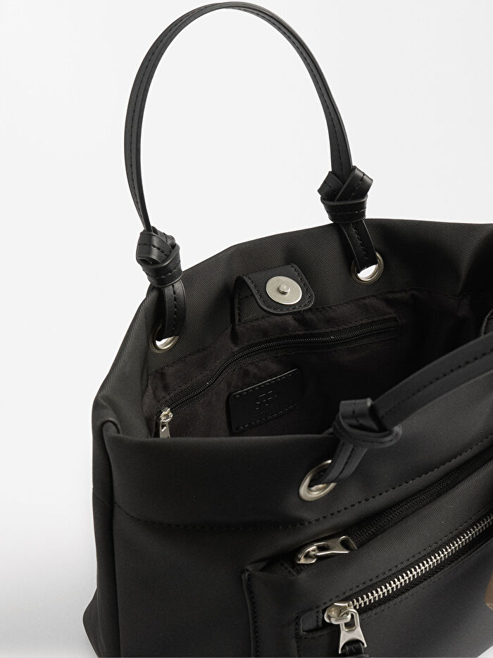 Charm'lı Teknik Kumaş Tote Çanta