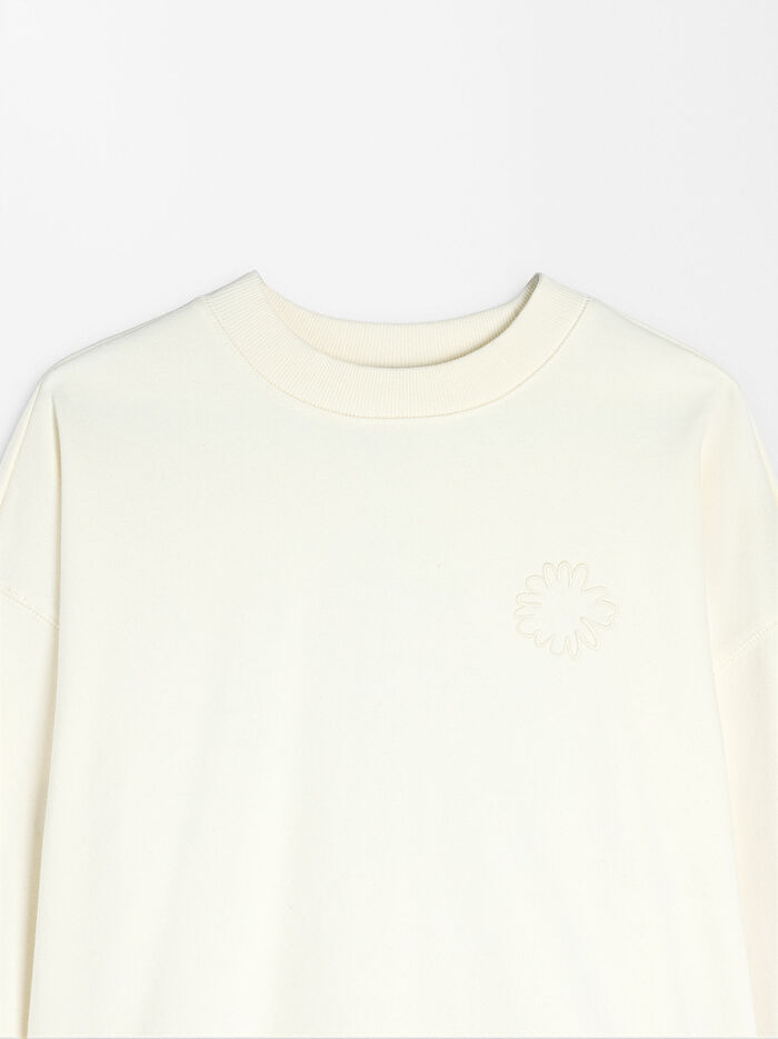 Çiçek Desenli Sweatshirt