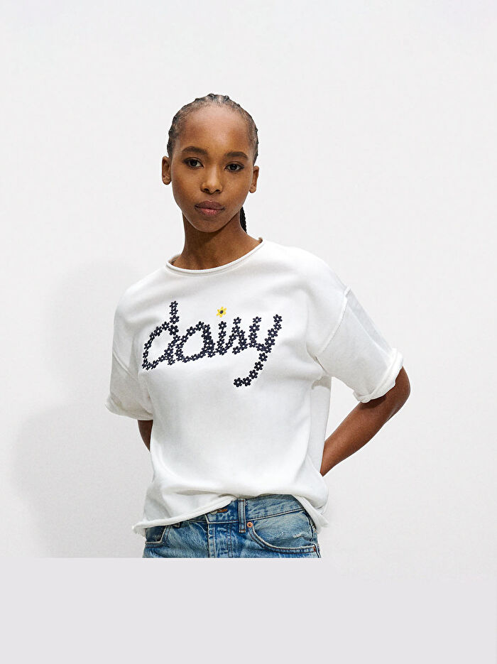 Daisy İşlemeli T-Shirt