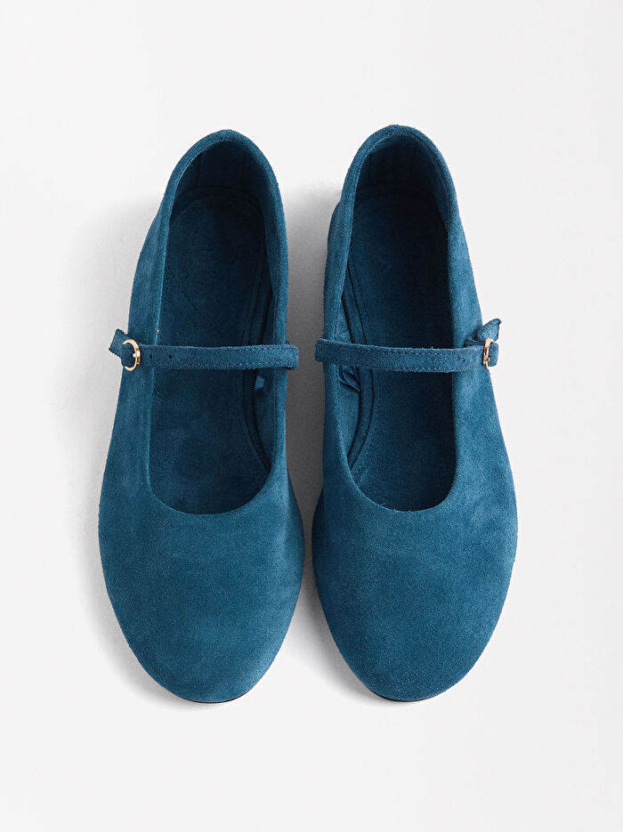 Askılı ve Tokalı Deri Babet