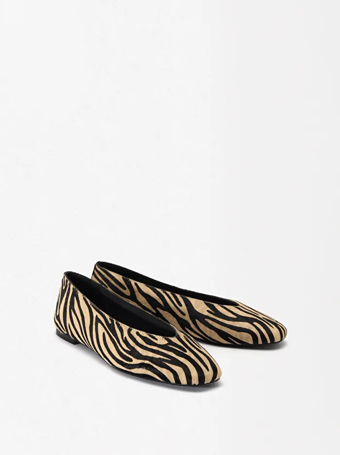 ONLINE ÖZEL - Hayvan Desenli Deri Babet