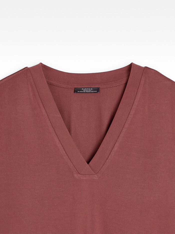 V-Yaka Basic T-shirt