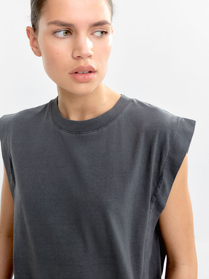 %100 Pamuk Kolsuz T-Shirt