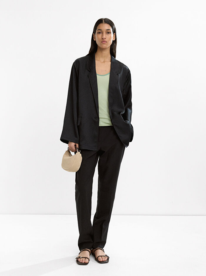 Saten Dokulu Blazer Ceket