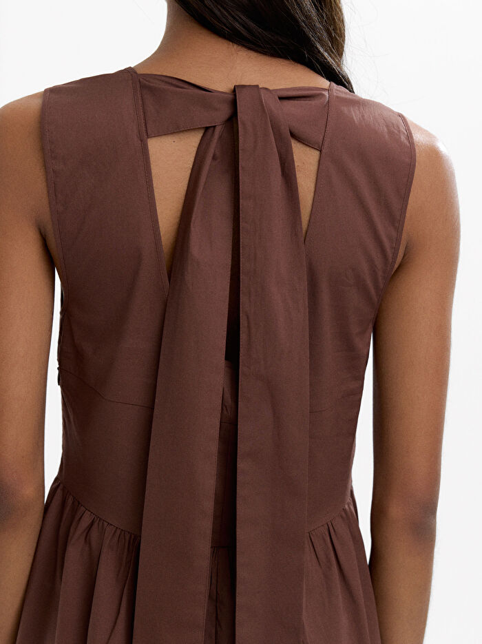 Beli Oturan Midi Elbise