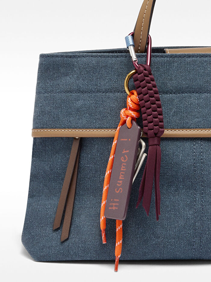 Charm'lı Kanvas Tote Çanta