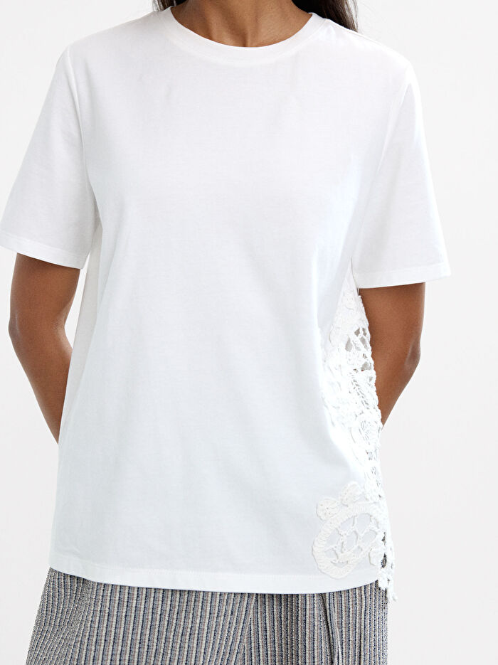 %100 Pamuk Nakışlı Tişört