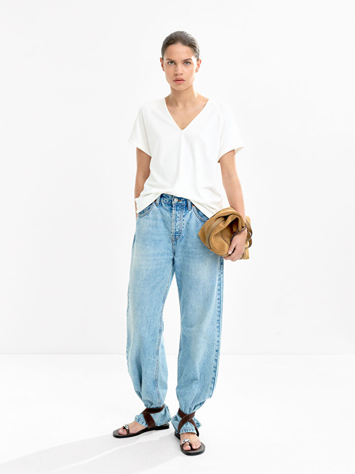 V-Yaka Basic T-shirt