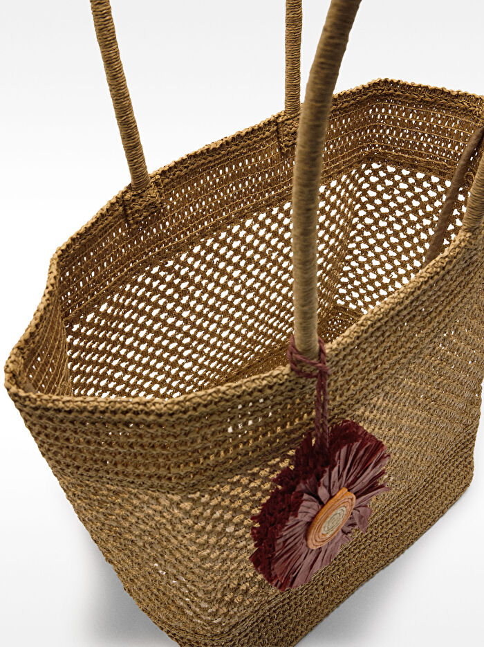 Charm'lı Hasır Efektli Shopper Çanta