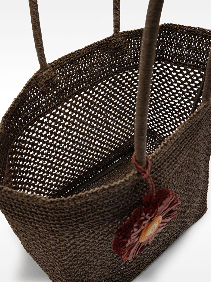 Charm'lı Hasır Efektli Shopper Çanta