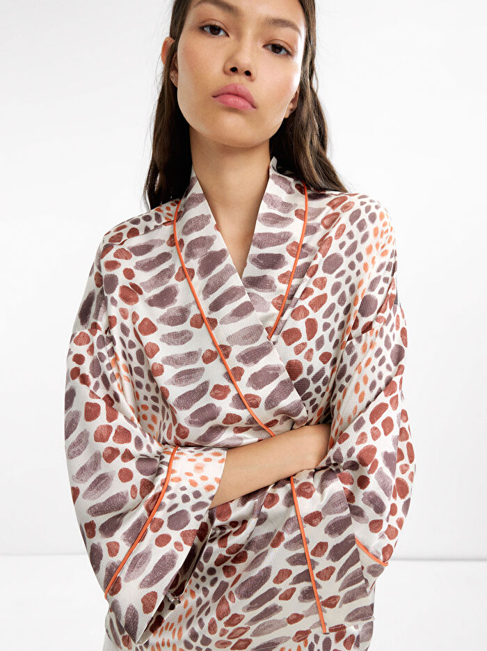 Dokulu Desenli Kimono