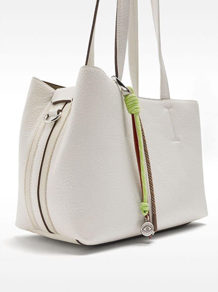 Charm'lı Tote Çanta