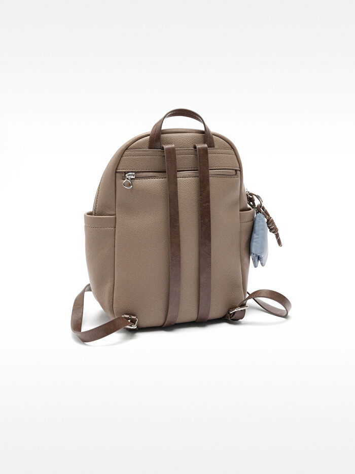 Charm'lı Basic Sırt Çantası