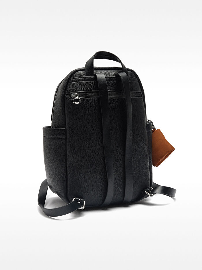 Charm'lı Basic Sırt Çantası
