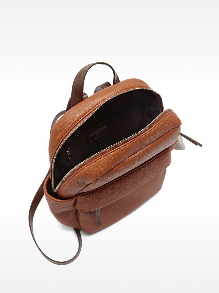 Charm'lı Basic Sırt Çantası