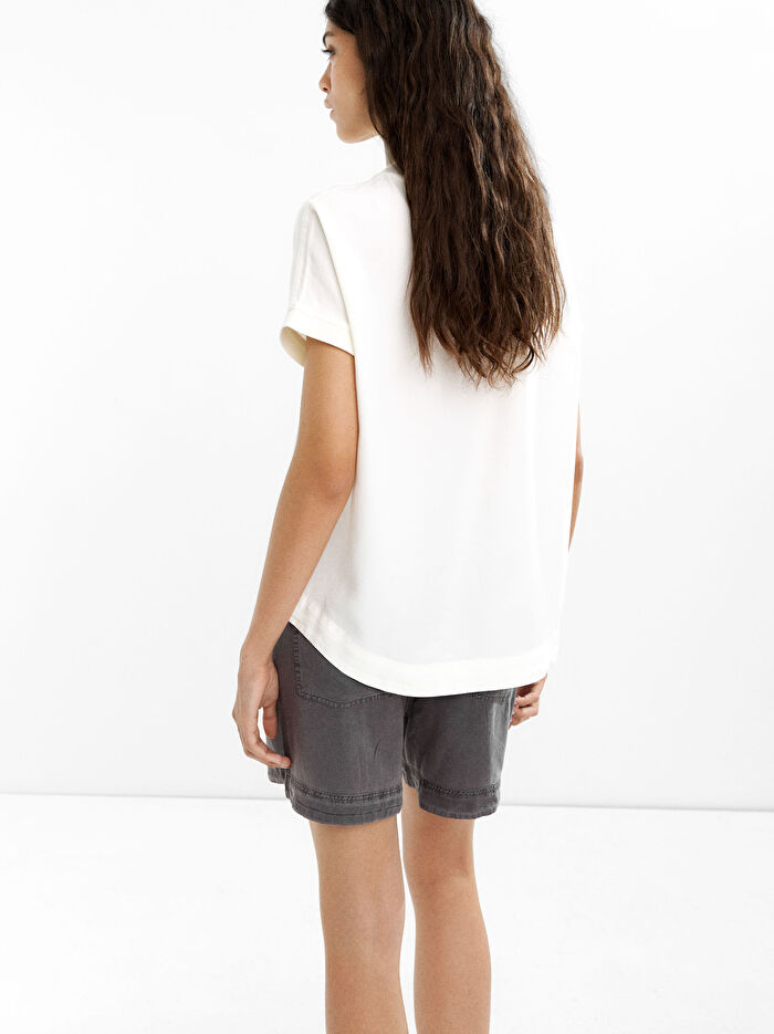 %100 Liyosel T-Shirt