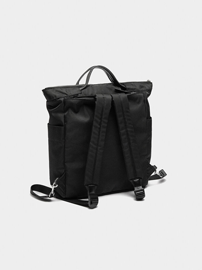 13 İnç Teknik Kumaş Laptop Sırt Çantası