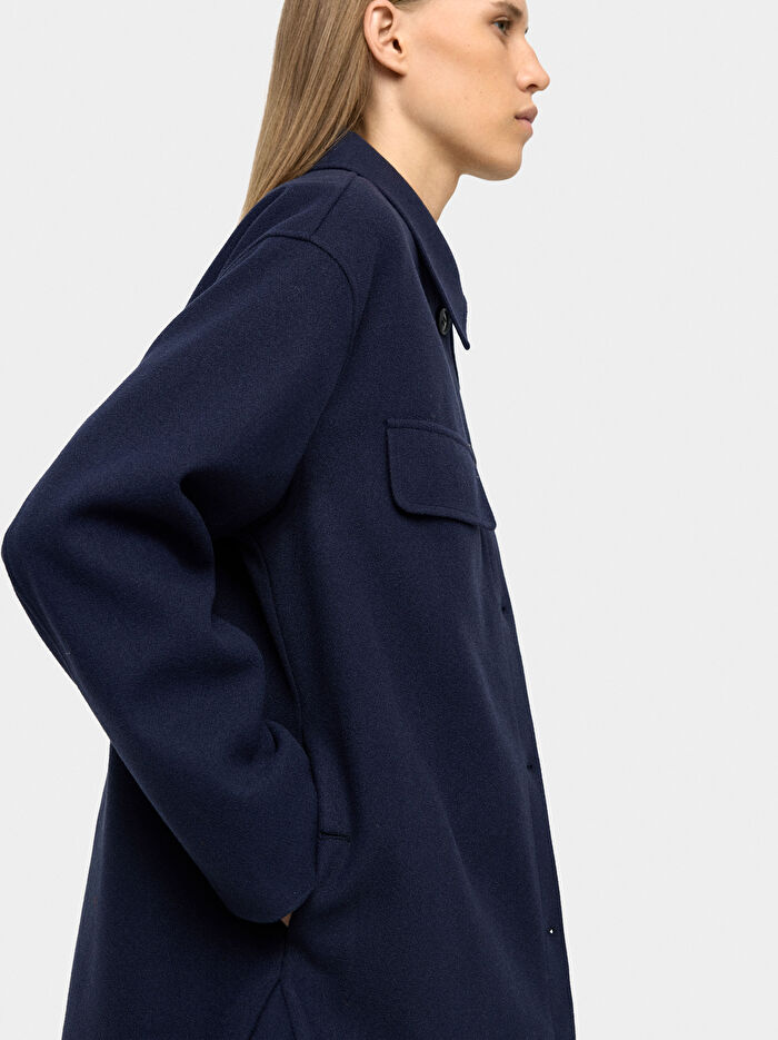 Yaka Detaylı Overshirt