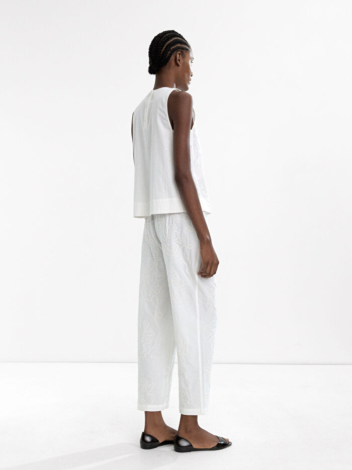 %100 Pamuk Nakışlı Üst