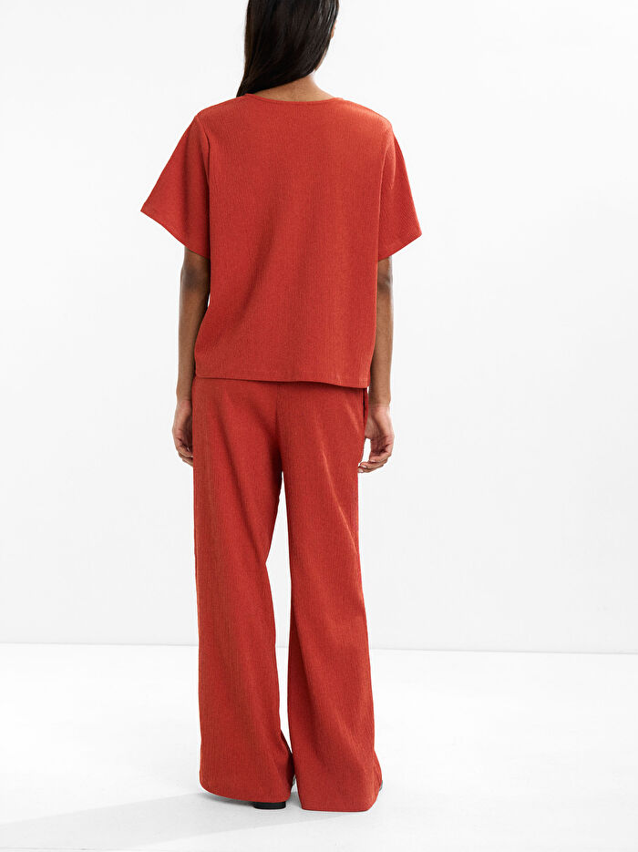 Elastik Bel Yapılı Dokulu Pantolon