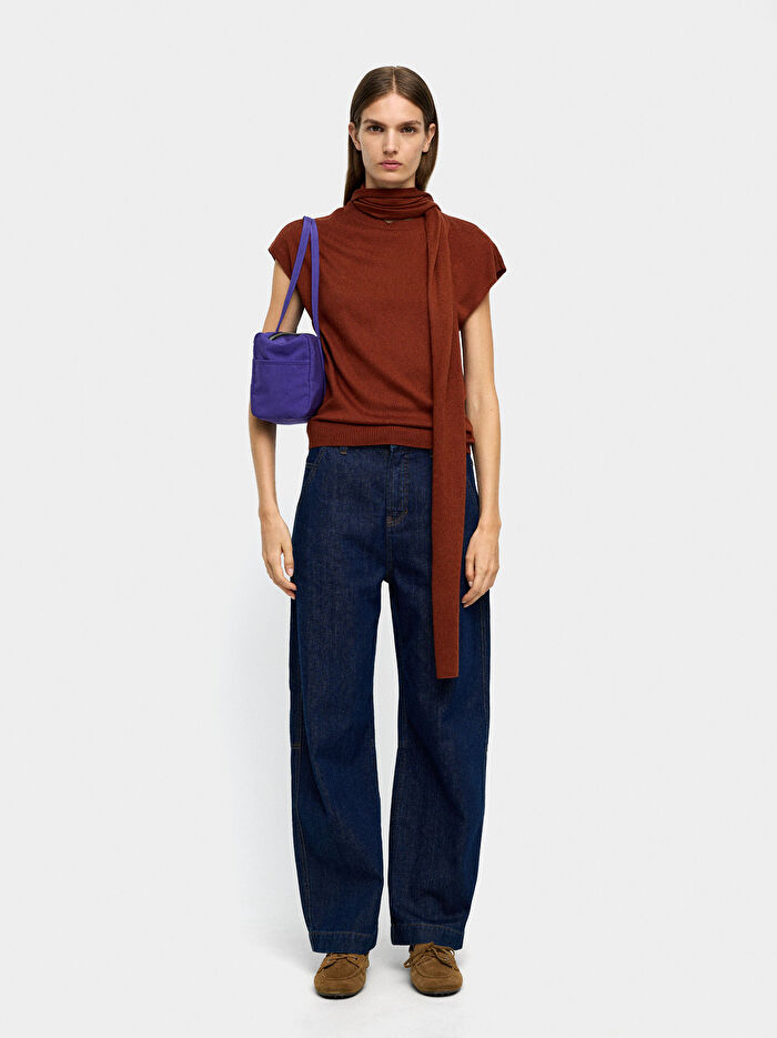 Boyun Bağlı Örme Yelek