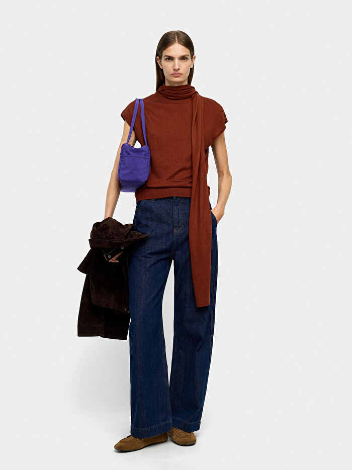 Boyun Bağlı Örme Yelek